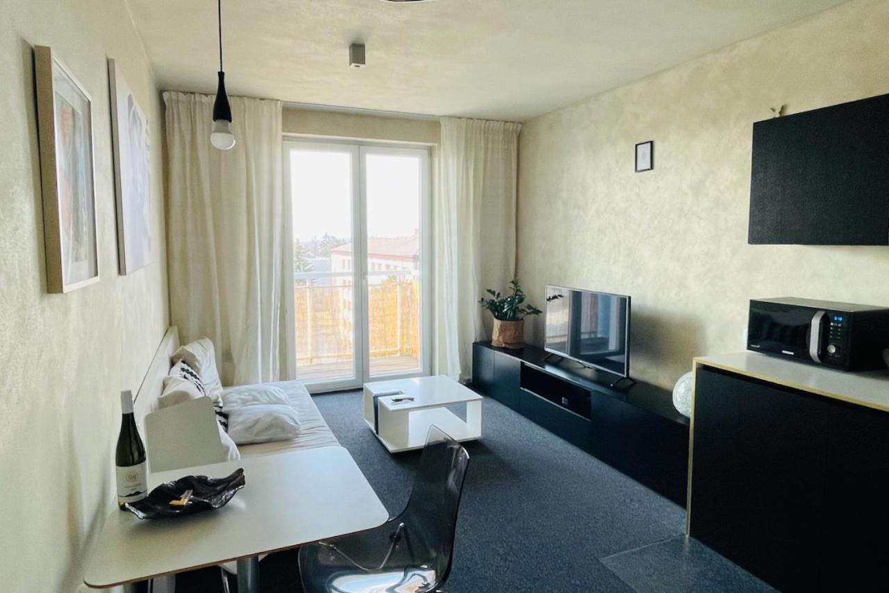 Cozy Apartment - Citycentre - Freeparking - Selfcheck-In Liptovský Mikuláš 外观 照片